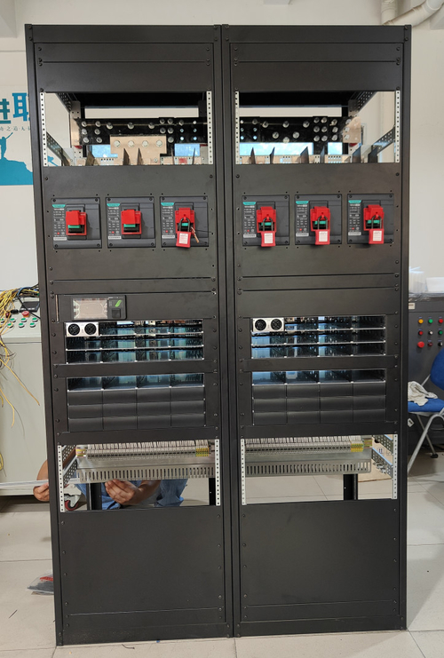 último caso de la compañía sobre Sistemas grandes con 2 bahías para Data Center