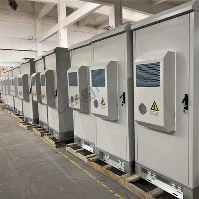 Equipo de telecomunicaciones resistente a la intemperie gabinete eléctrico exterior para el rectificador de suministro de energía de distribución de baterías UPS