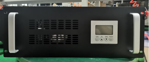 Modulo de Invertidor DC a CA de 3kW montado en un bastidor 4RU de 19 pulgadas hecho a medida Adaptado para la conversión de 12V DC a 220V AC con rendimiento premium