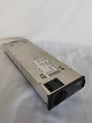 El convertidor de corriente continua Eltek Flatpack2 24V 241115.600 241115.602