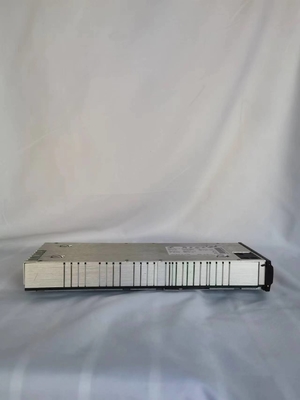 El convertidor de corriente continua Eltek Flatpack2 24V 241115.600 241115.602