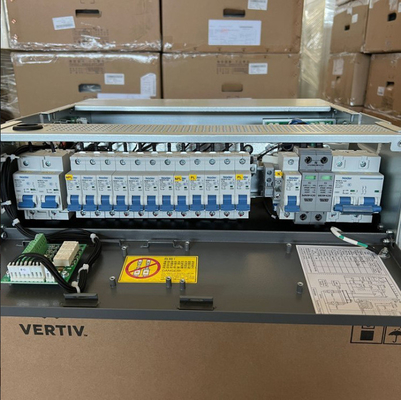 Vertiv 48Vdc Sistema de alimentación incorporado 19 pulgadas Equipo de telecomunicaciones Netsure 731A41 200A Fuente de alimentación con interruptor