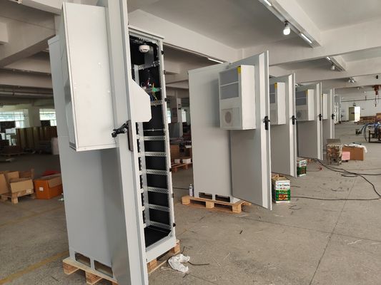 Sistema de alimentación de telecomunicaciones personalizado de 48 V y 36 KW con gabinete solar
