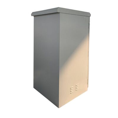Gabinete para exteriores de acero galvanizado por encargo de 1,5 mm de espesor 14U con aire acondicionado de 1500 W para almacenamiento de baterías de estaciones de telecomunicaciones