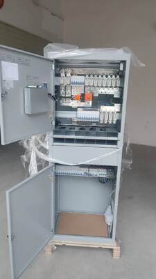 NetSure 731 48V 600A 36kW Sistema de suministro de energía Vertiv Telecom CC2-X2 con gabinete de distribución de CA