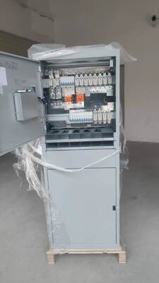 Vertiv NetSure 731 CC2-X2 48V 600A 36kW Sistema de alimentación de corriente continua Gabinete rectificador de telecomunicaciones para estación base