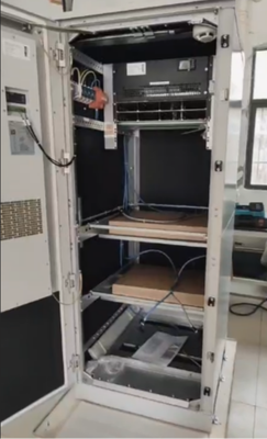 IP20 por encargo 1000A 2000A 3000A Planta de energía grande Sistema de energía de telecomunicaciones interior trifásico 380Vac 48Vdc con gabinete FPC de módulo Flatpack2 48/3000HE