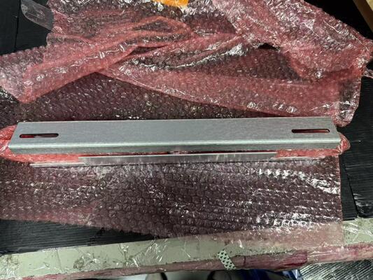 CE+T Bravo 25 1 Fase 110Vdc a 230Vac 6KVA CC a CA Sistema de inversor P/N S62AD5E0204SN000K001